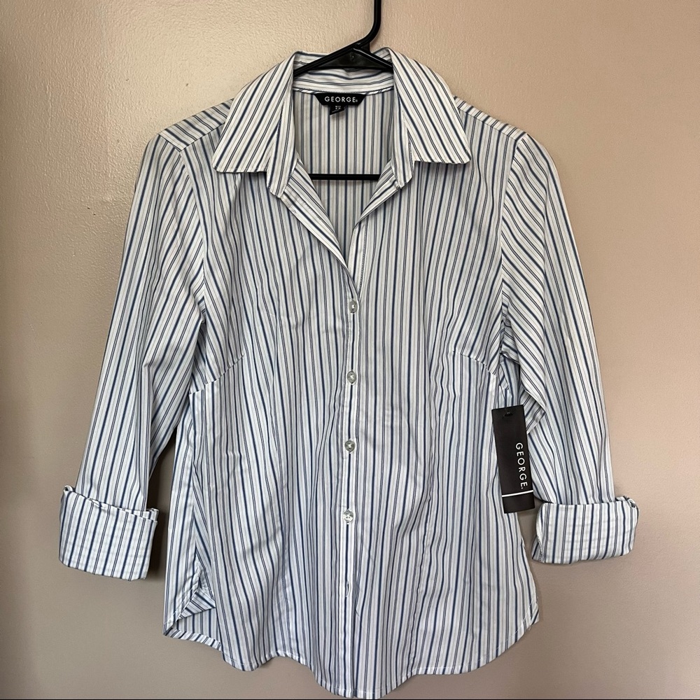 NWT • George • Long Sleeve Button Down Shirt